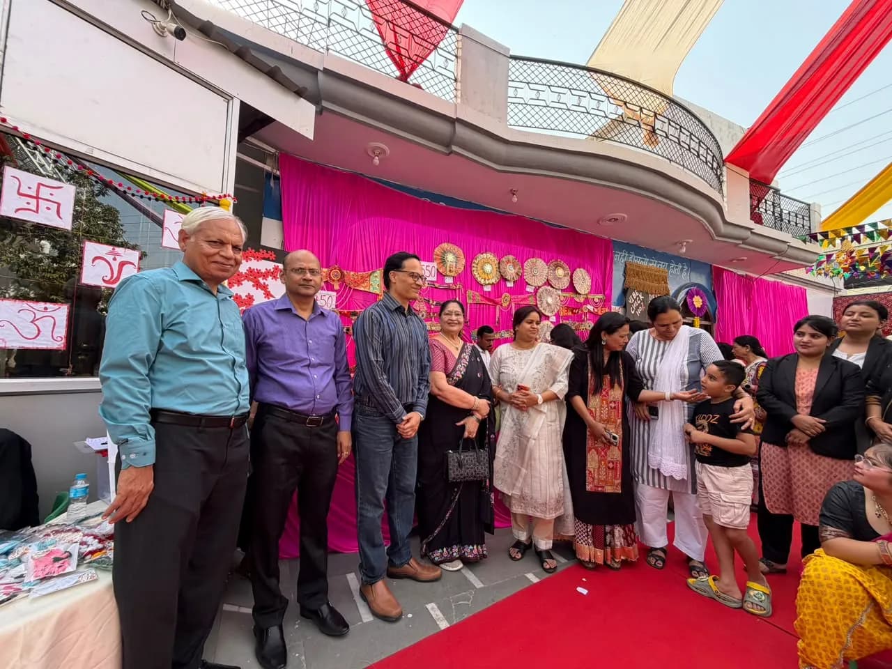 हुनर हाट में विशेष बच्चों की प्रतिभा ने मोहा मन, आत्मनिर्भरता का दिया संदेश