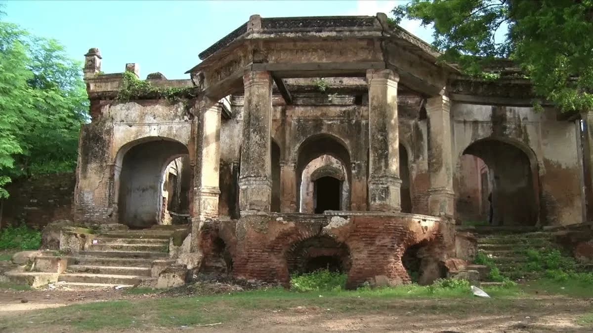 टिकारी राज किला : इतिहास की अनेक परतों का साक्षी